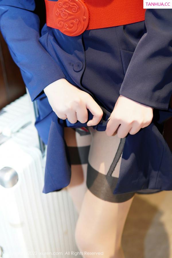   [XiuRen]高清写真图 2022.12.27 No.6048 桃桃子_ 空姐制服第16张图片